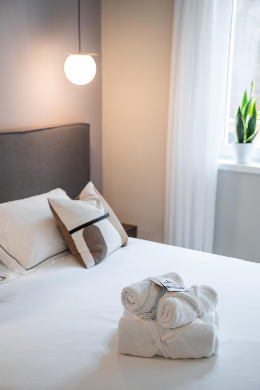 Es Rooms And Apartments Torbole Sul Garda Eksteriør billede
